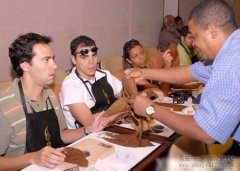 2009第11界古巴雪茄节上学做雪茄​