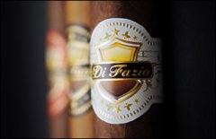 Raices Cubanas洪都拉斯雪茄厂卷制Di Fazio雪茄