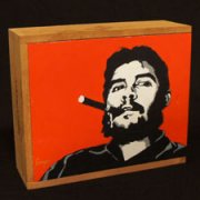 美国曼哈顿烟草店供给定制绘画雪茄盒效劳