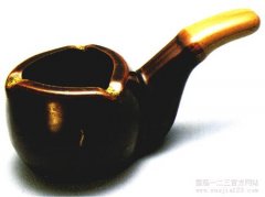 现代烟斗式陶质烟缸