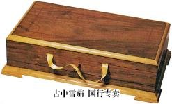 典型的 Montecristo 包装