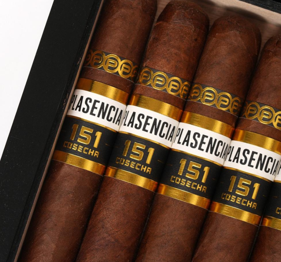 普拉森西亚·科塞查151:传统系列 托罗 PLASENCIA COSECHA 151 LA TRADICIÓN TORO