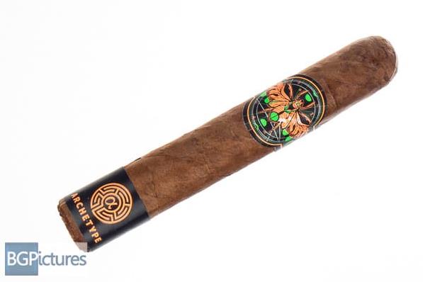 CigarsLover2019年最佳雪茄第5名 原型系列 第三章 命运破晓 罗布图 Archetype Chapter 3 Dawn of Destiny Robusto