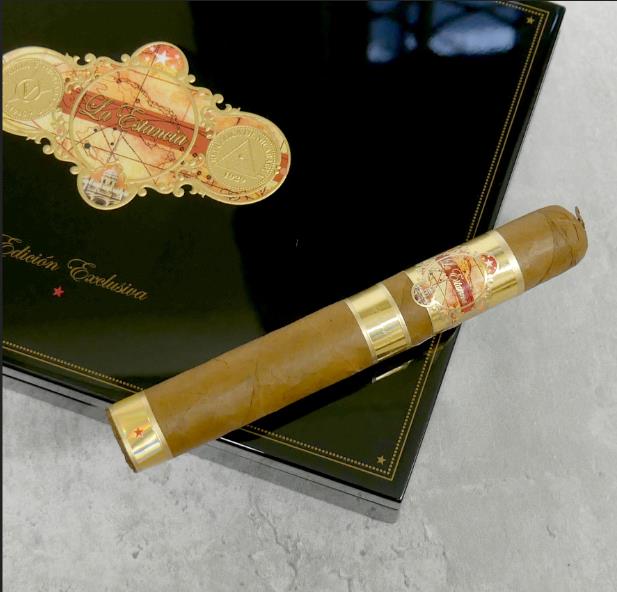 CigarsLover2019年最佳雪茄第4名 庄园 独家限量版 56 La Estancia Edición Exclusiva 56