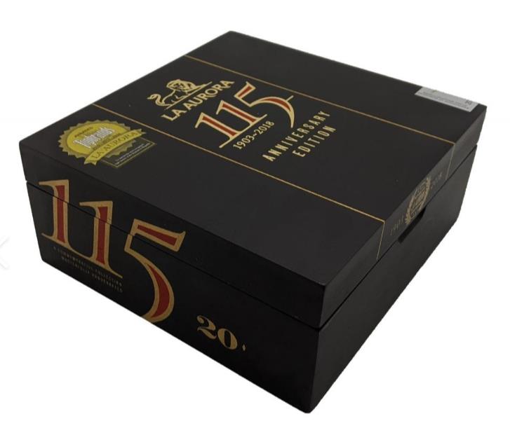 La Aurora 115th Anniversary Limited Edition 拉奥罗拉 115 周年普通版 CigarsLover2019年最佳雪茄第1名 93分