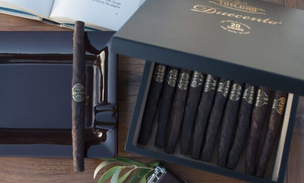Toscano Duecento 托斯卡诺 杜埃钦托 CigarsLover2020年最佳雪茄第5名