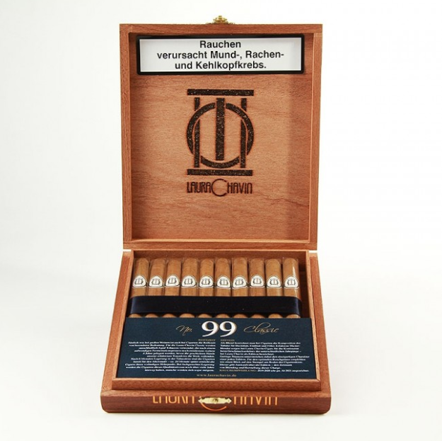 Laura Chavin Classic No.99 劳拉·查文 经典系列 99号 CigarsLover2020年最佳雪茄第5名