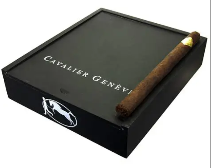 Cavalier Genève Black Series II Lancero 日内瓦骑士 黑系列II 长矛 CigarsLover2020年最佳雪茄第4名