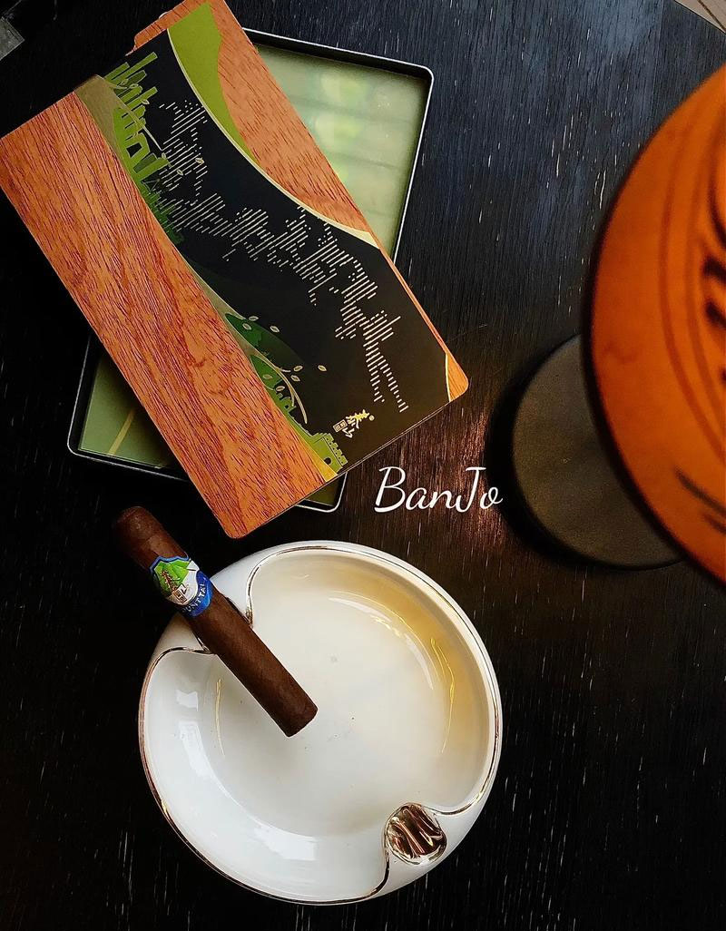 泰山 都市丛林 英文全称:Taishan City Jungle Robusto